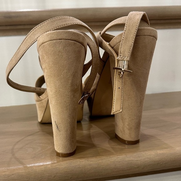 Aldo Platform Nude Velvet Heels with crossover ankle strap-size 8 - Picture 3 of 5